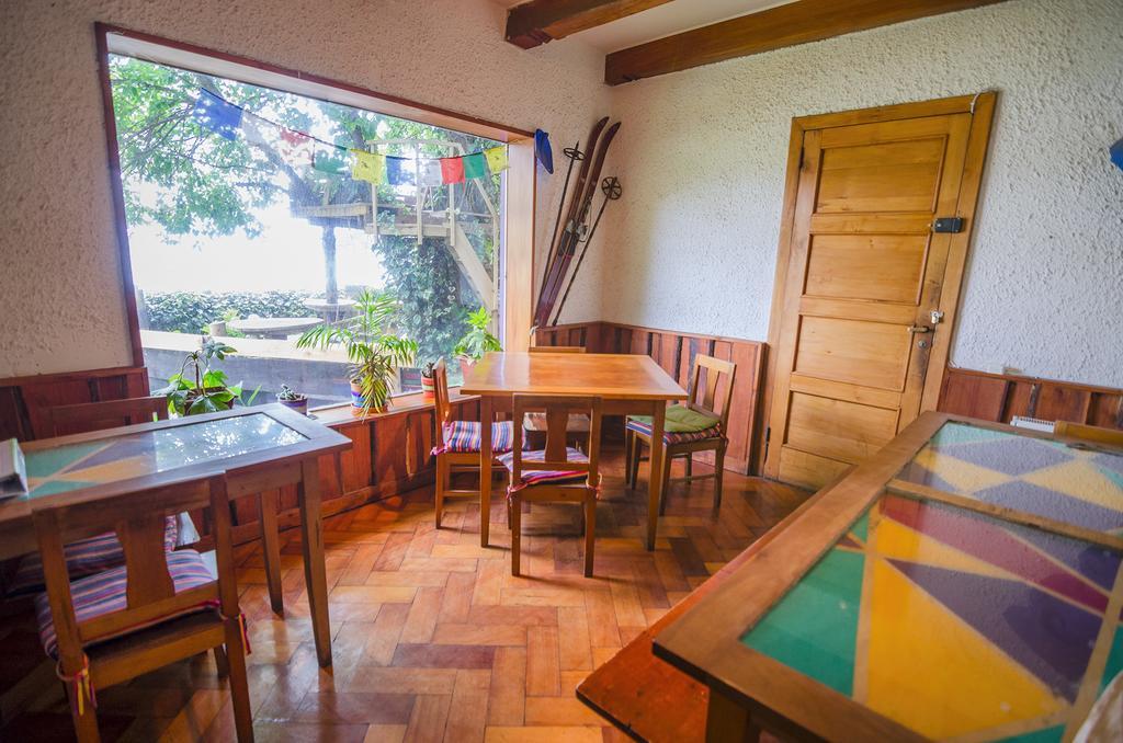 Chili Kiwi Lakefront Backpackers Pucón Extérieur photo